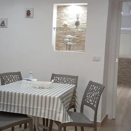 Nelle Favole * Барі